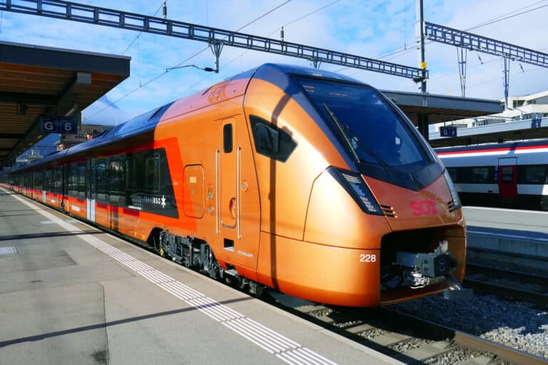 Treno Gottardo in Arth-Goldau