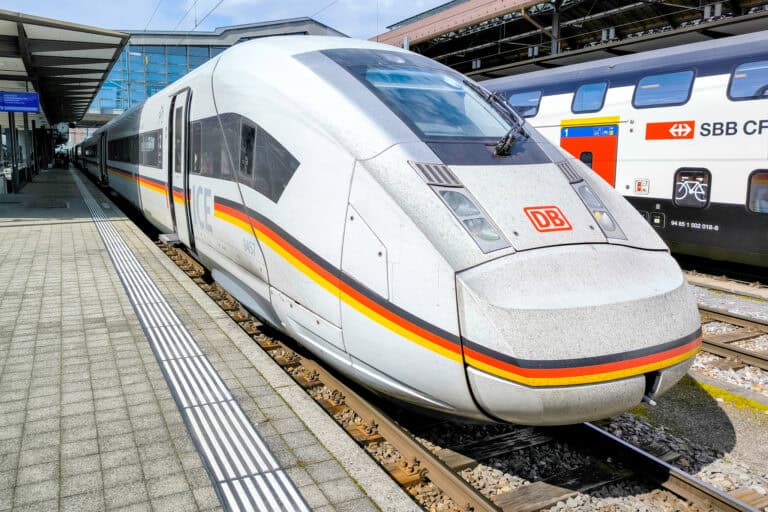 ICE train of the DB ("Deutsche Bahn") at the train station of Basel SBB.