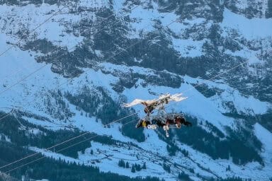 The 4-person First Glider on its way down to Schreckfeld.