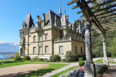 The Hünegg Castle in Hilterfingen on Lake Thun.