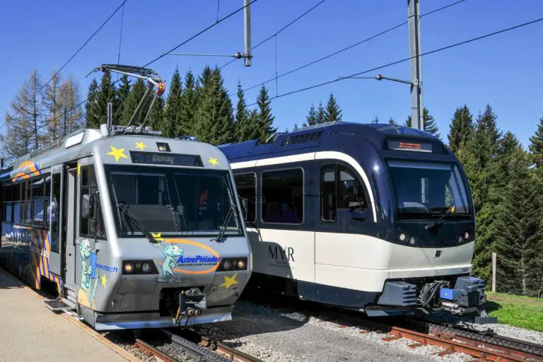 Regional trains at Les Pléiades