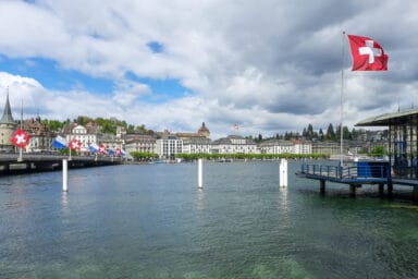 View of the Seebrücke ("Lake Bridge") and the lake from the boat docks of Lucerne.
