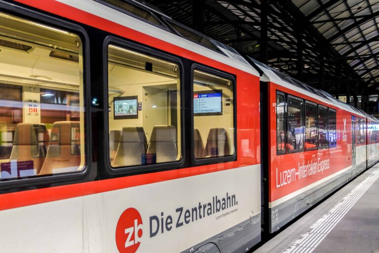 Luzern-Interlaken Express by "Die Zentralbahn" at Lucerne station