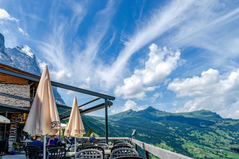 Restaurant and Eiger at Pfingstegg