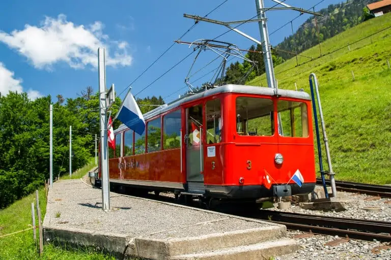 Cogwheel train between Vitznau and Rigi Kulm