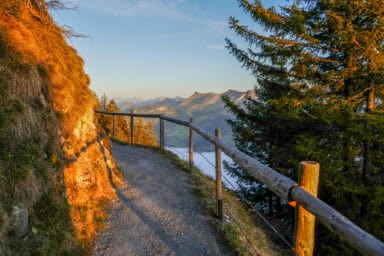 Part of the 30-minute roundabout trail at Stanserhorn.