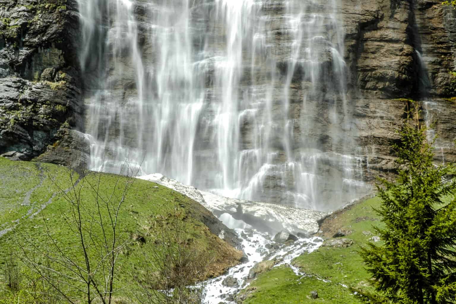 Lauterbrunnen in the Jungfrau Region - travel guide with my honest review
