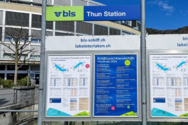 Schedule of boats at Lake Thun, and info about evening cruises.