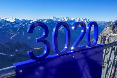 The alpine views from Titlis at 3020 m altitude.