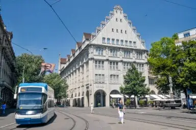 City tram at the Bahnhofstrasse/Paradeplatz in Zurich
